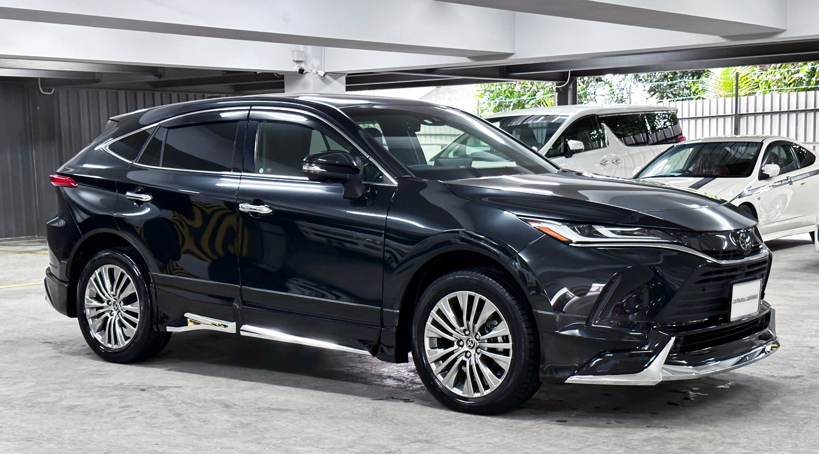Toyota Harrier Z Leather Package