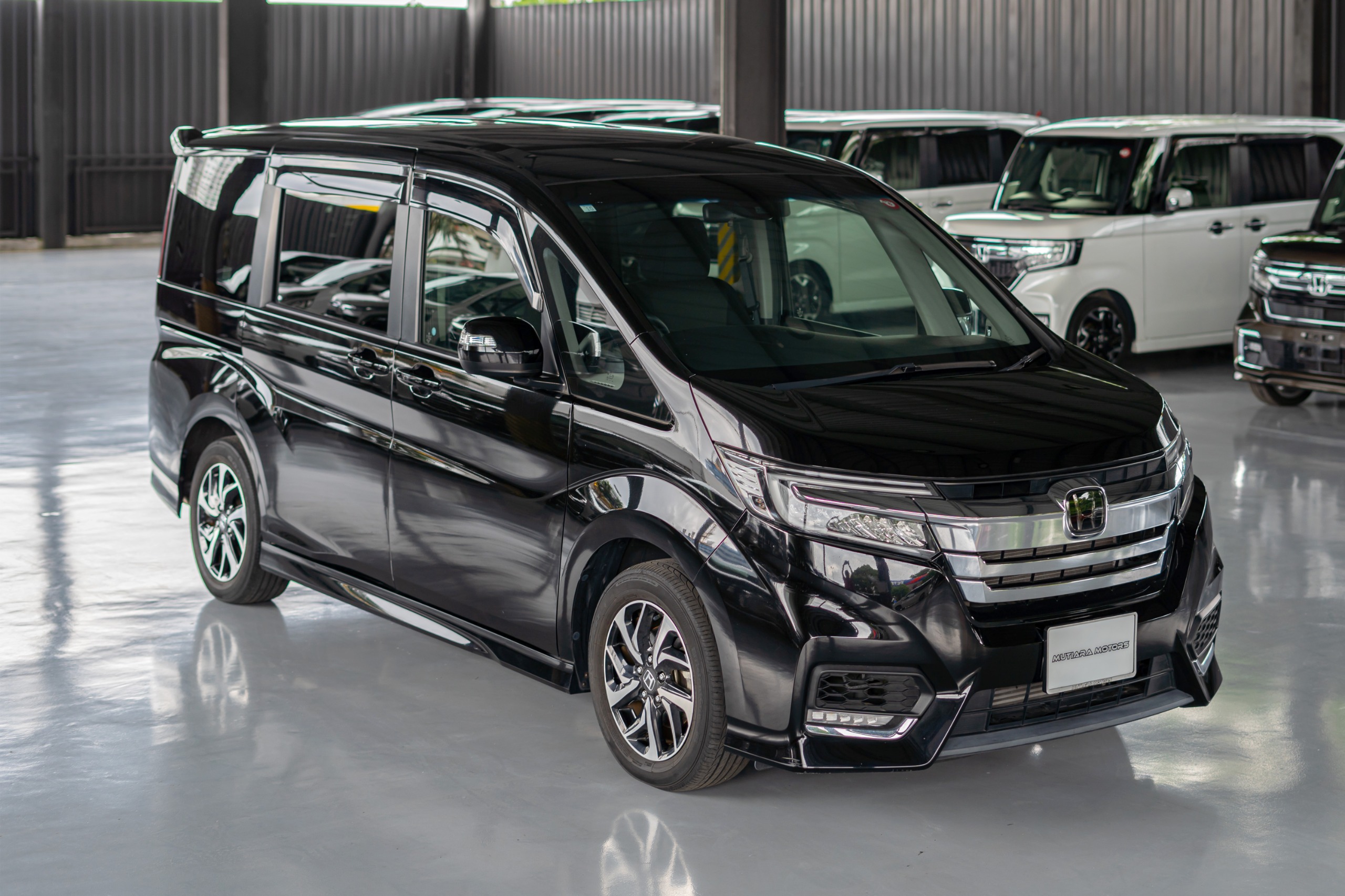 Honda Stepwagon Spada