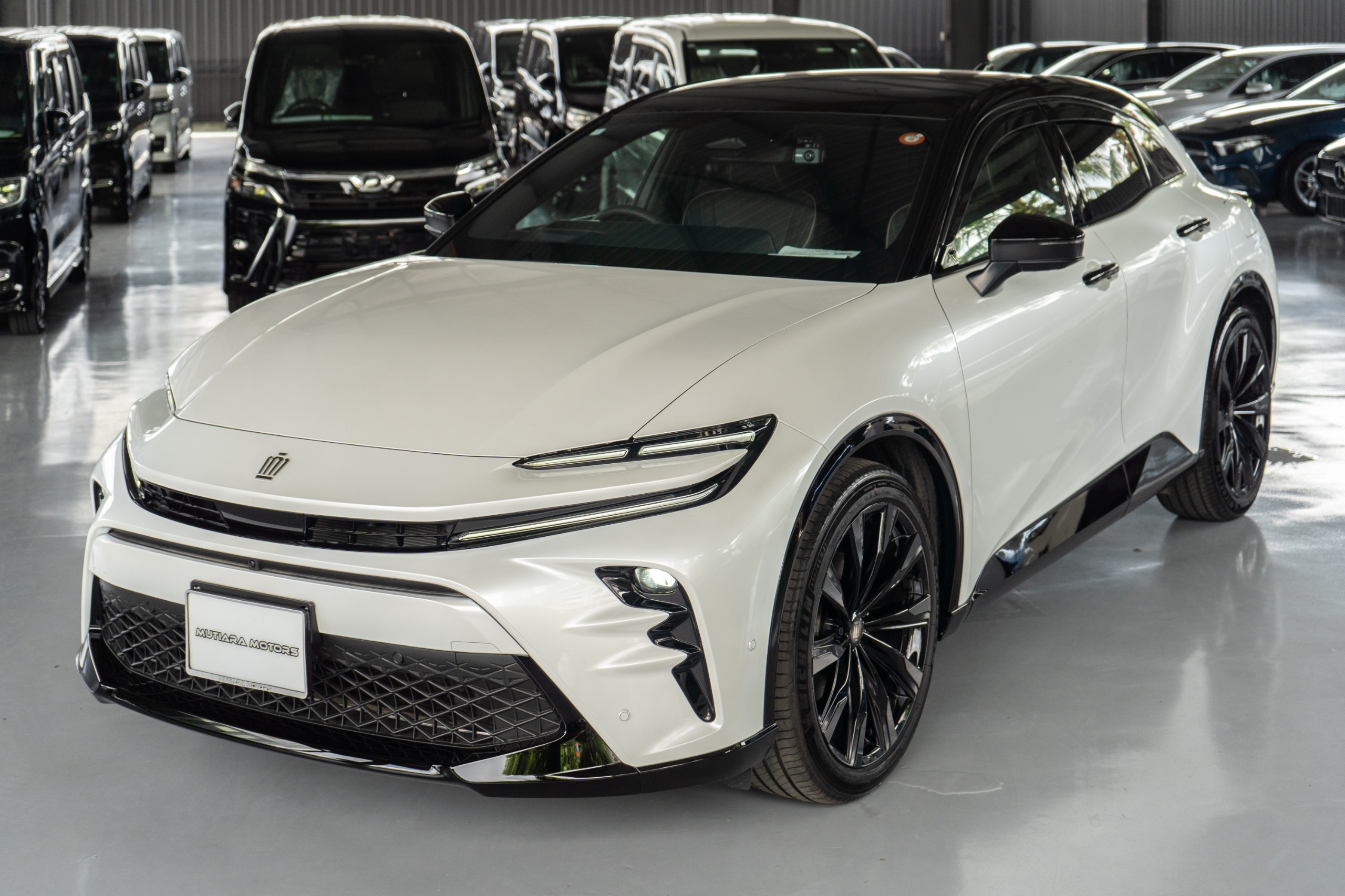 TOYOTA CROWN HYBRID SPORT Z