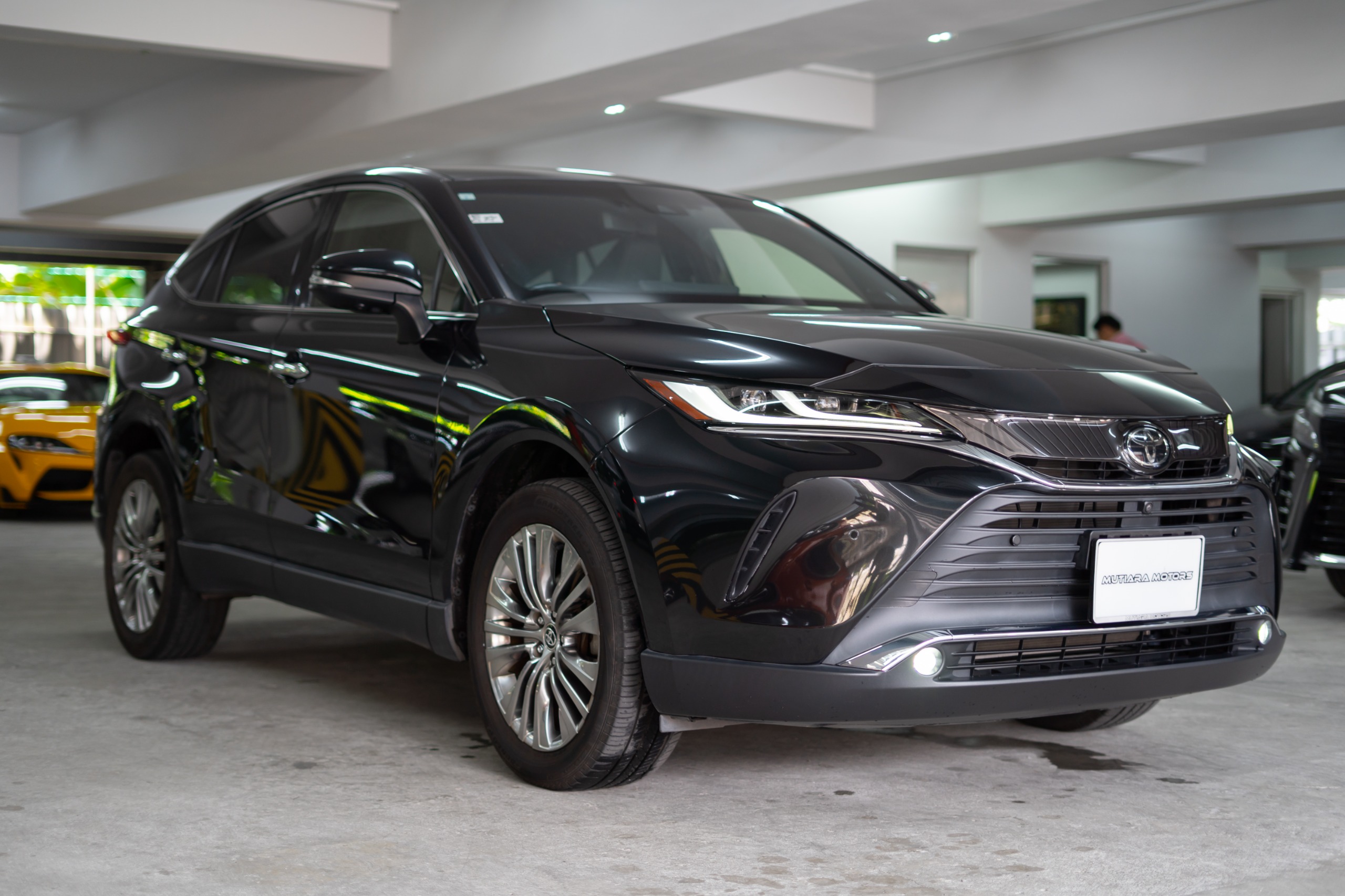 TOYOTA HARRIER TYPE Z